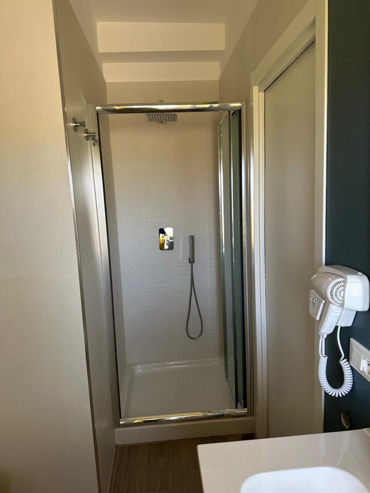 Monti Tiburtini Roma Guest House Екстериор снимка