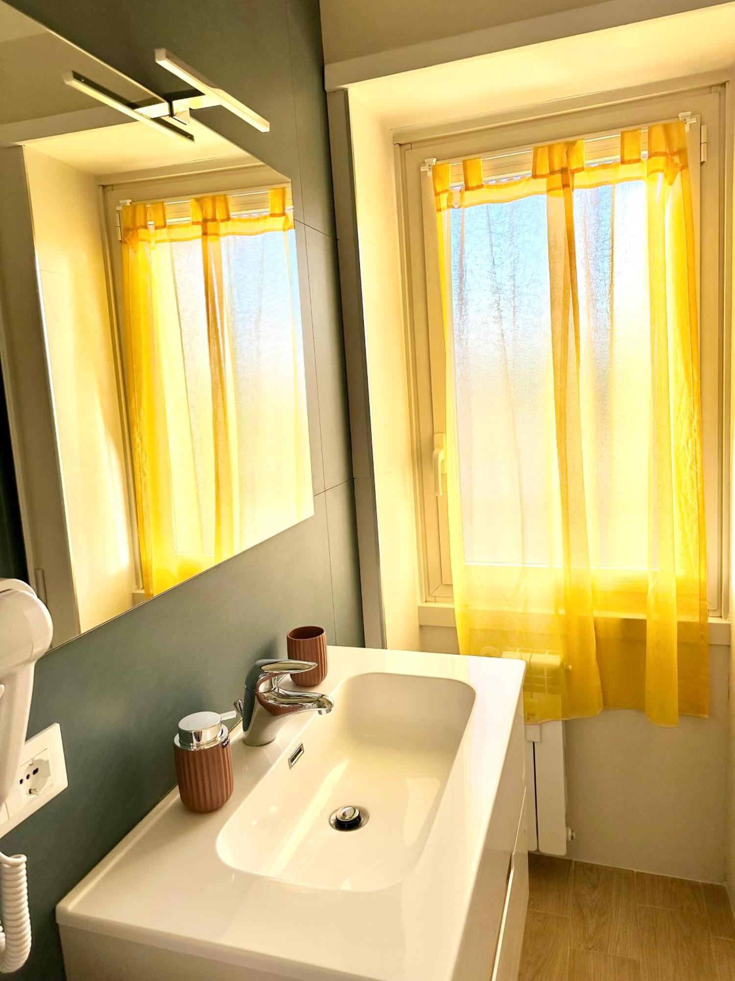 Monti Tiburtini Roma Guest House Екстериор снимка